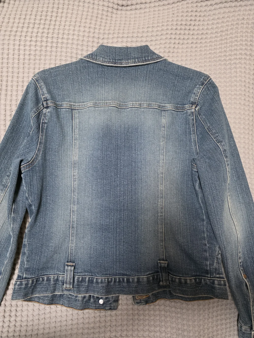 Lee this jacket
